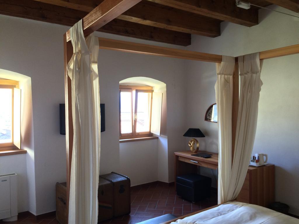 Relais Palazzo Lodron Hotell Rovereto  Rom bilde