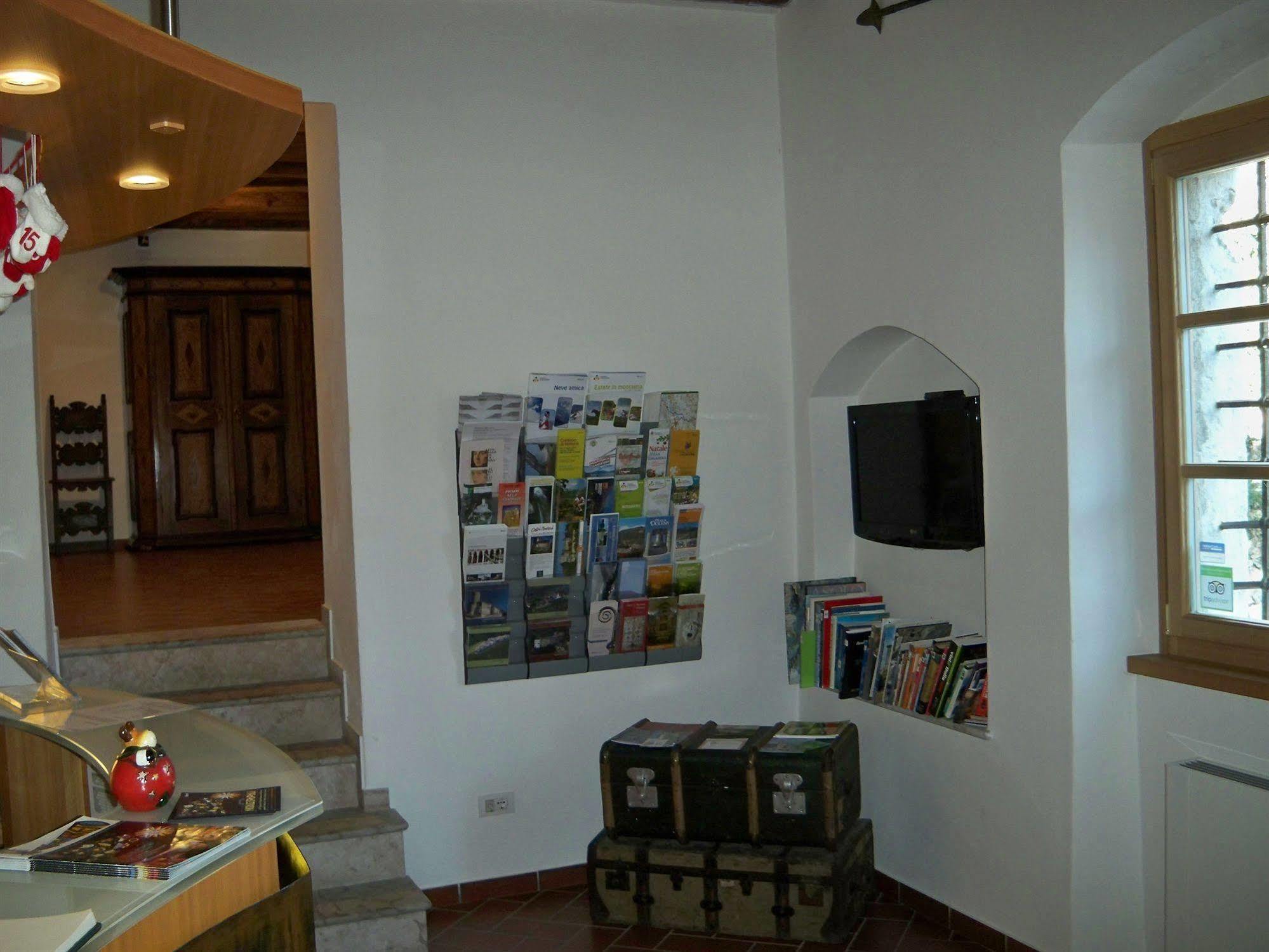 Relais Palazzo Lodron Hotell Rovereto  Eksteriør bilde