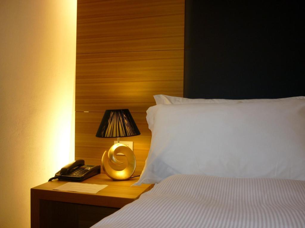 Relais Palazzo Lodron Hotell Rovereto  Eksteriør bilde